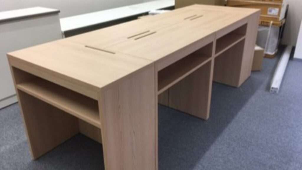 コストバランスの良いサイズに調整。美容家電展示台を製作した話