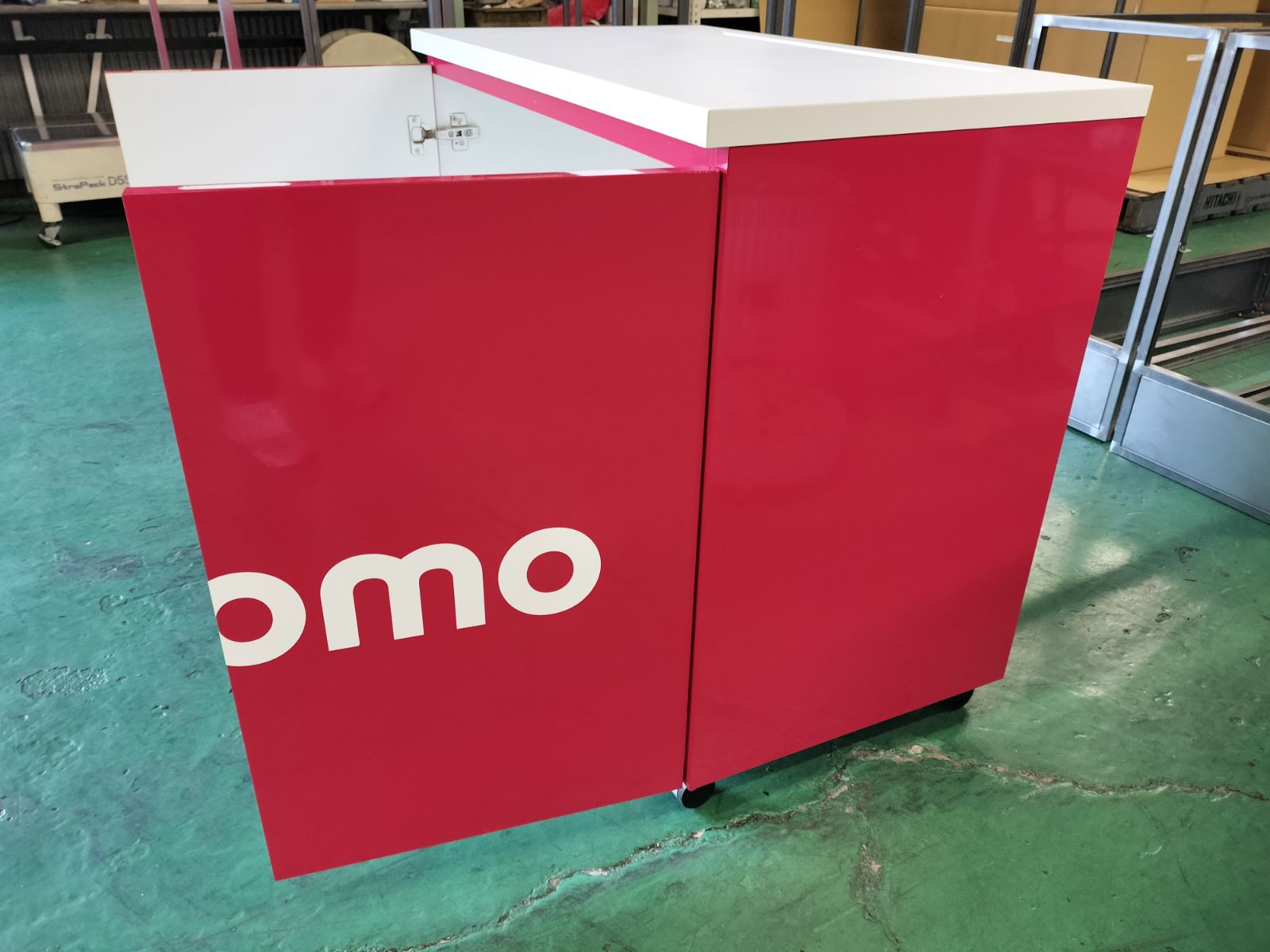 特注 スマートフォン陳列什器